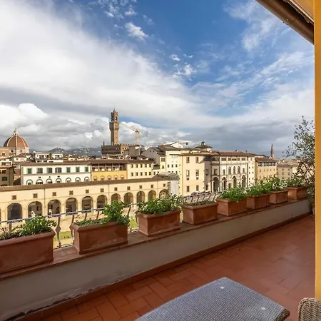 Luxury Ponte Vecchio Penthouse Appartement