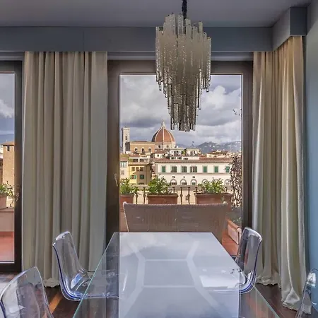 Luxury Ponte Vecchio Penthouse